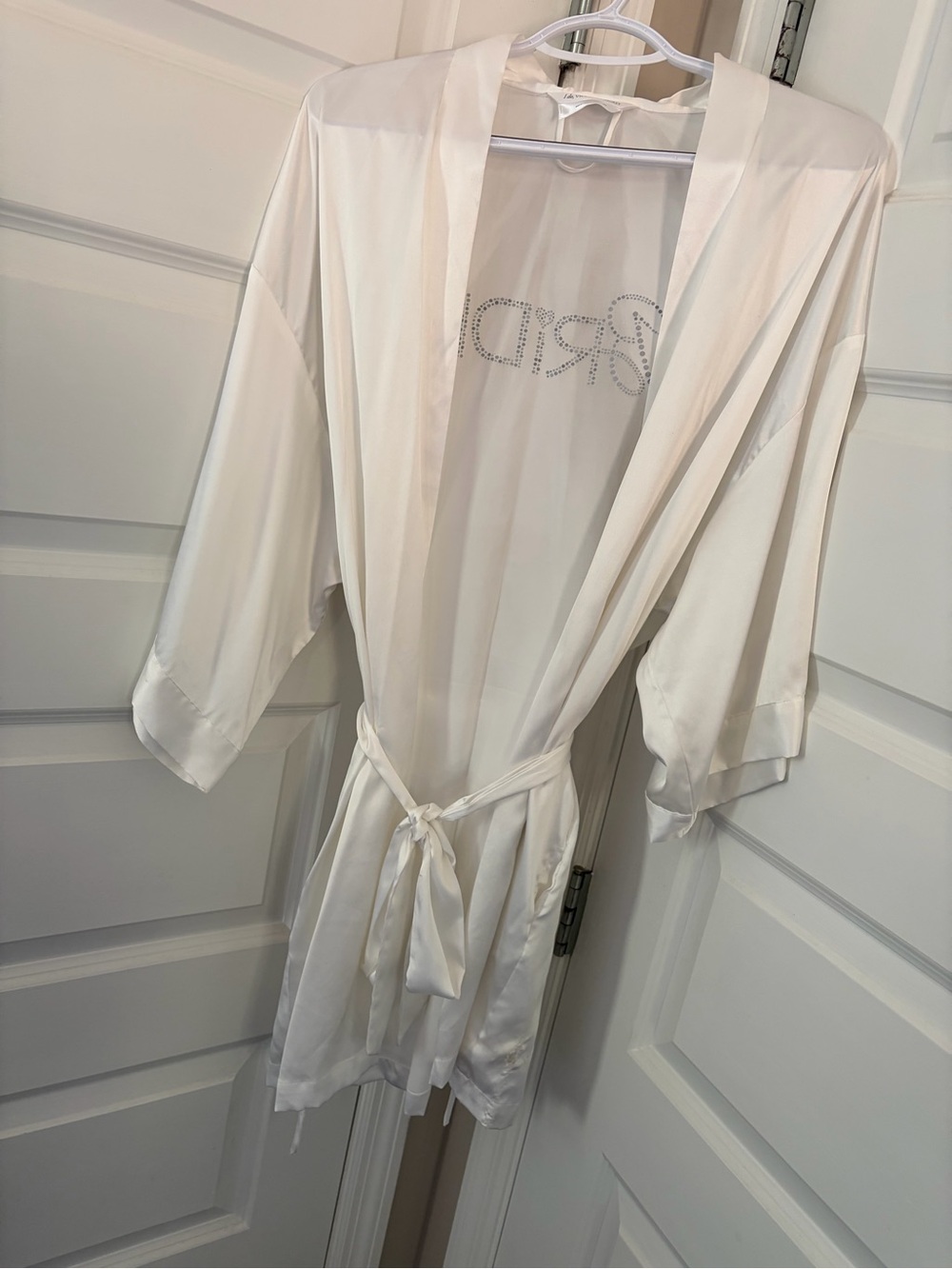 Victoria's Secret White Satin Bride Robe with Rhinestone Script - Picture 2 of 4